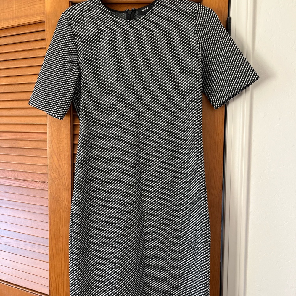 Vince Monochrome Patterned Midi Dress